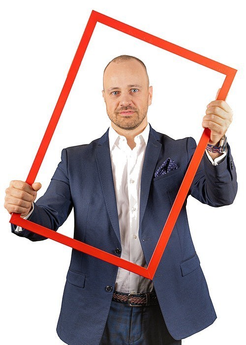 Mark Paves